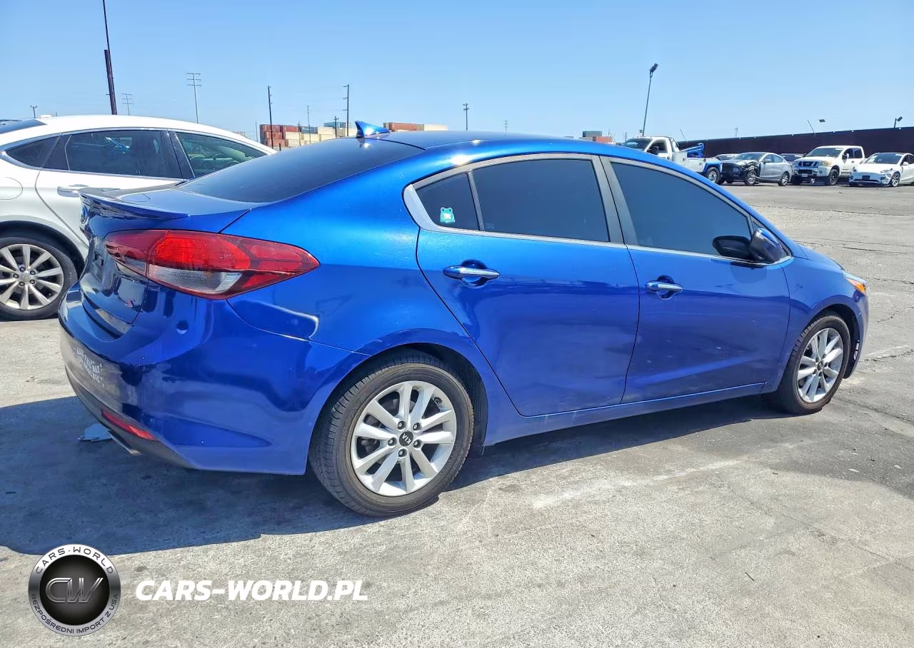 2017 Kia Forte S VIN:3KPFL4A72HE160291 - 3