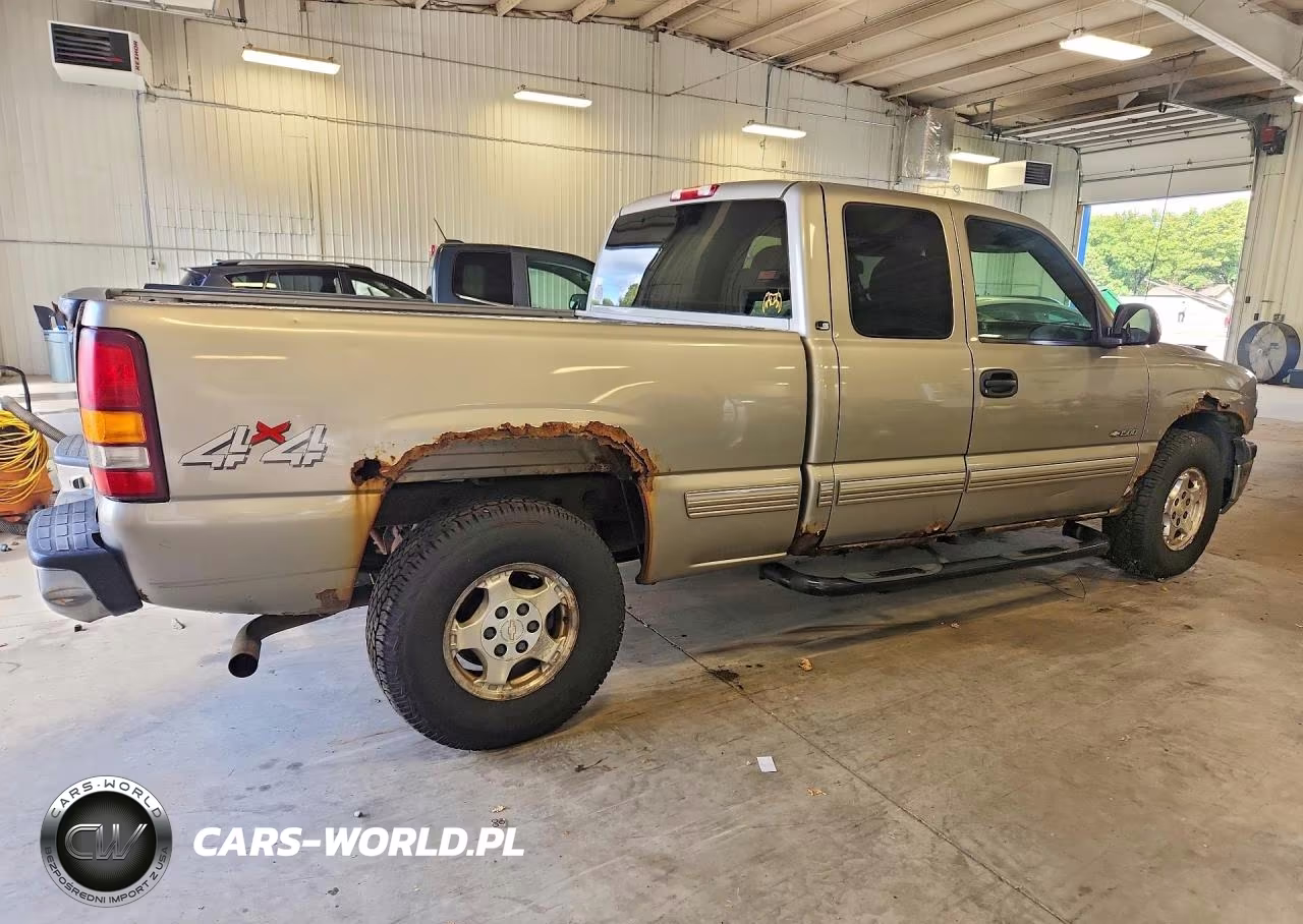 2000 Chevrolet Silverado K1500 VIN:1GCEK19V3YE190430 - 3