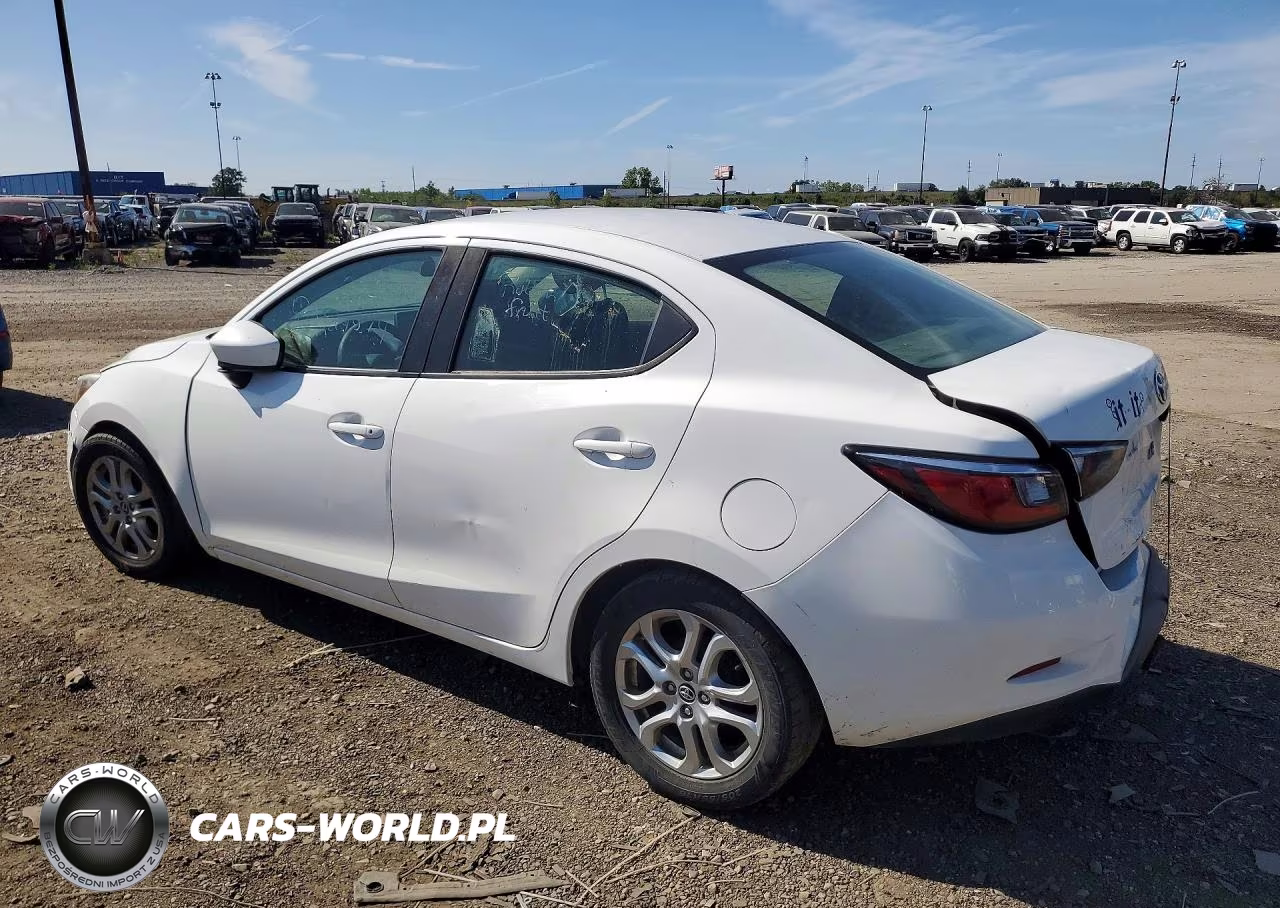 2018 Toyota Yaris Ia Base VIN:3MYDLBYV5JY324574 - 2