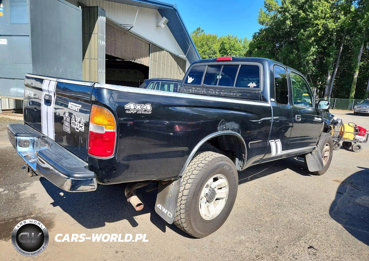 2000 Toyota Tacoma V6 VIN:4TAWN72N8YZ646337 - 3