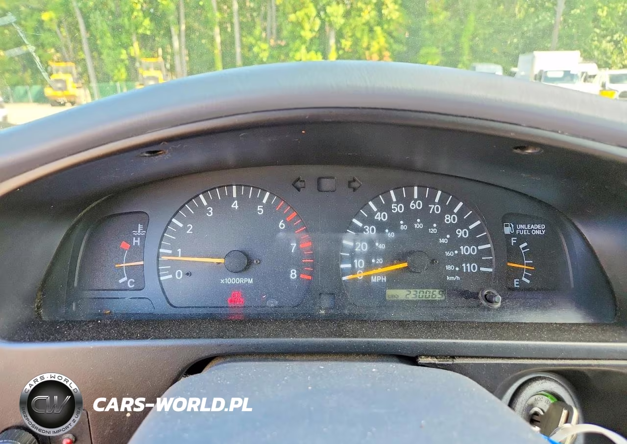 2000 Toyota Tacoma V6 VIN:4TAWN72N8YZ646337 - 9