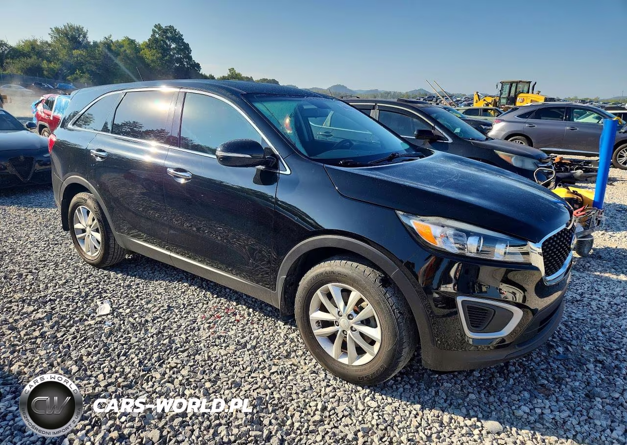 2018 Kia Sorento L VIN:5XYPG4A39JG428705 - 4