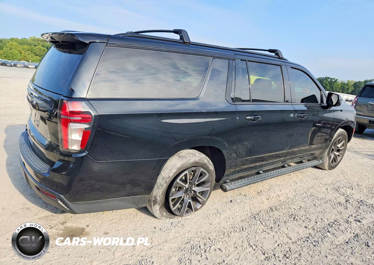 2021 Chevrolet Suburban K1500 Z71 VIN:1GNSKDKD4MR199461 - 3