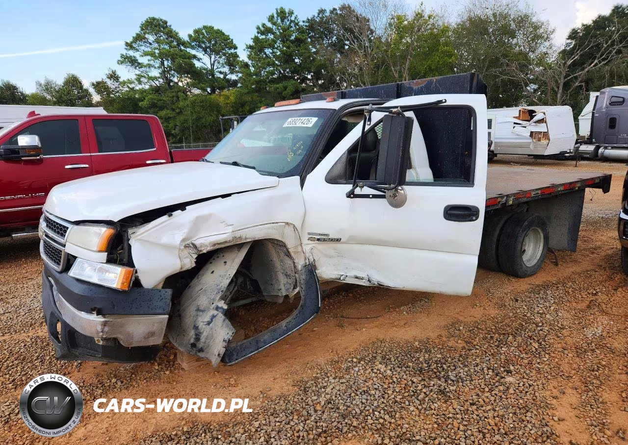 2007 Chevrolet Silverado C3500 VIN:1GBJC34D07E157734 - 1