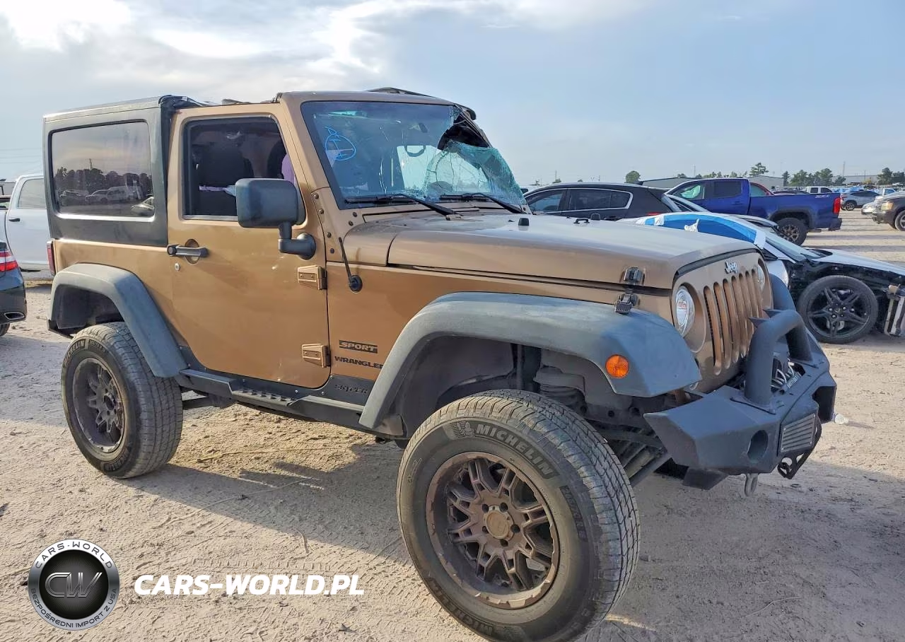 2015 Jeep Wrangler Sport VIN:1C4AJWAG7FL682625 - 4