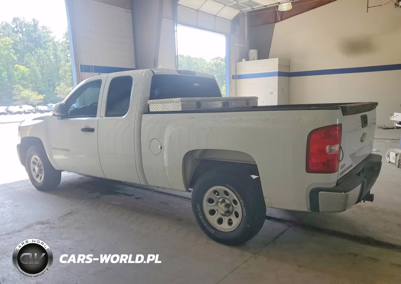 2008 Chevrolet Silverado C1500 VIN:2GCEC190481306883 - 2
