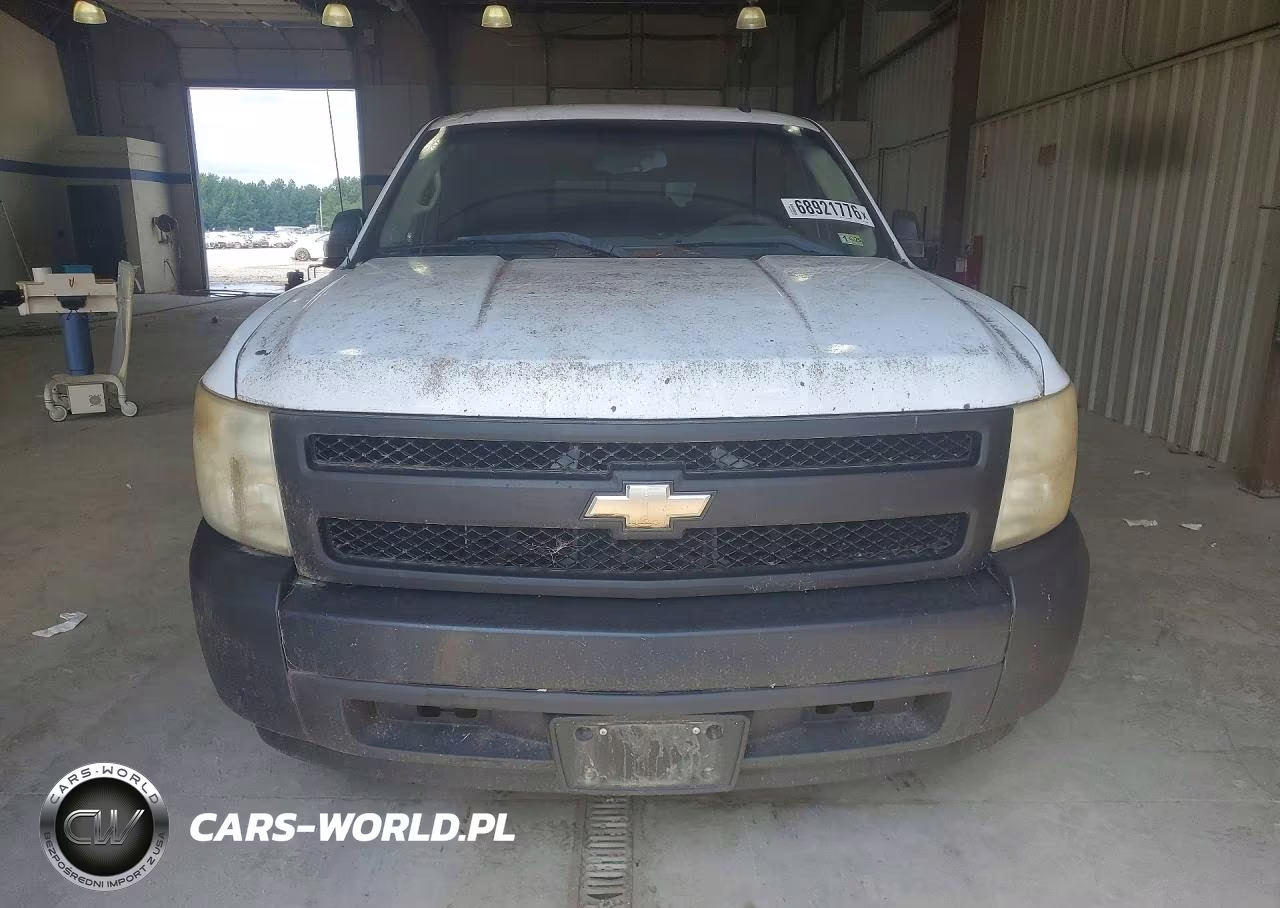 2008 Chevrolet Silverado C1500 VIN:2GCEC190481306883 - 5