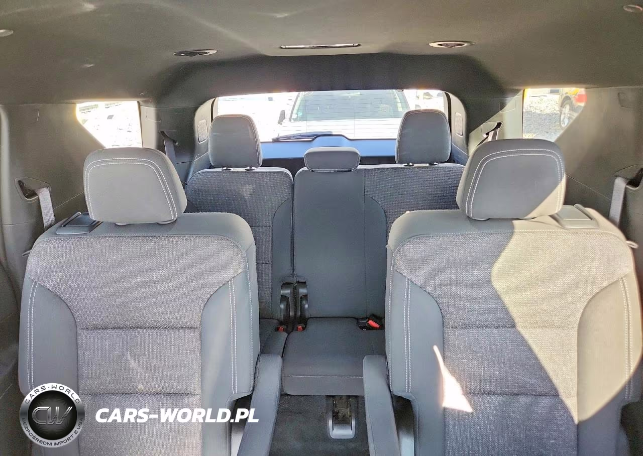 2025 Chevrolet Traverse Lt VIN:1GNERGRS6SJ185782 - 10