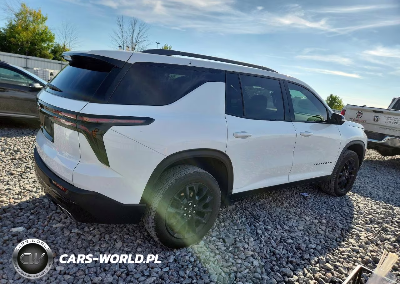 2025 Chevrolet Traverse Lt VIN:1GNERGRS6SJ185782 - 3
