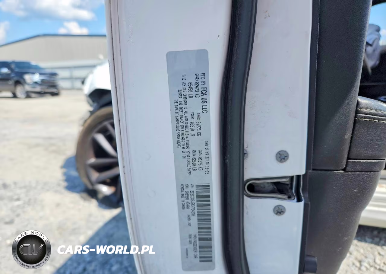 2019 Dodge Charger Scat Pack VIN:2C3CDXGJ2KH734330 - 12