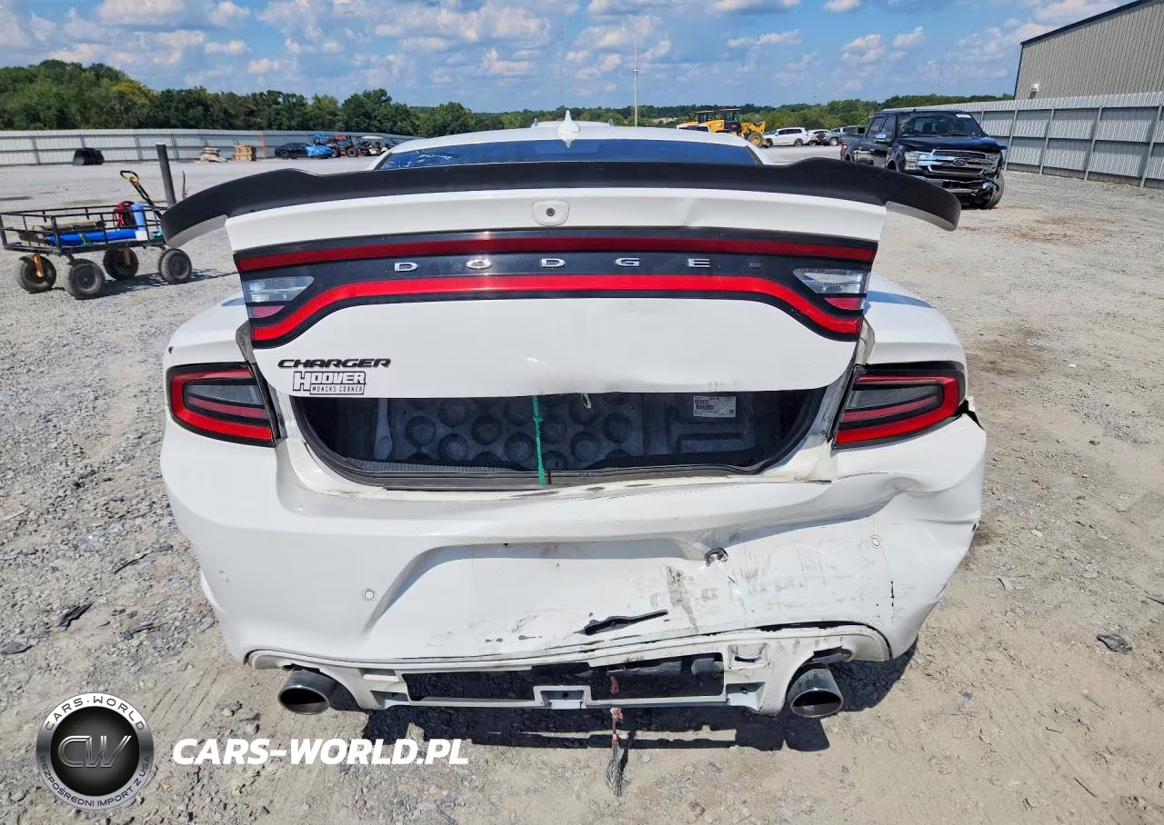 2019 Dodge Charger Scat Pack VIN:2C3CDXGJ2KH734330 - 6
