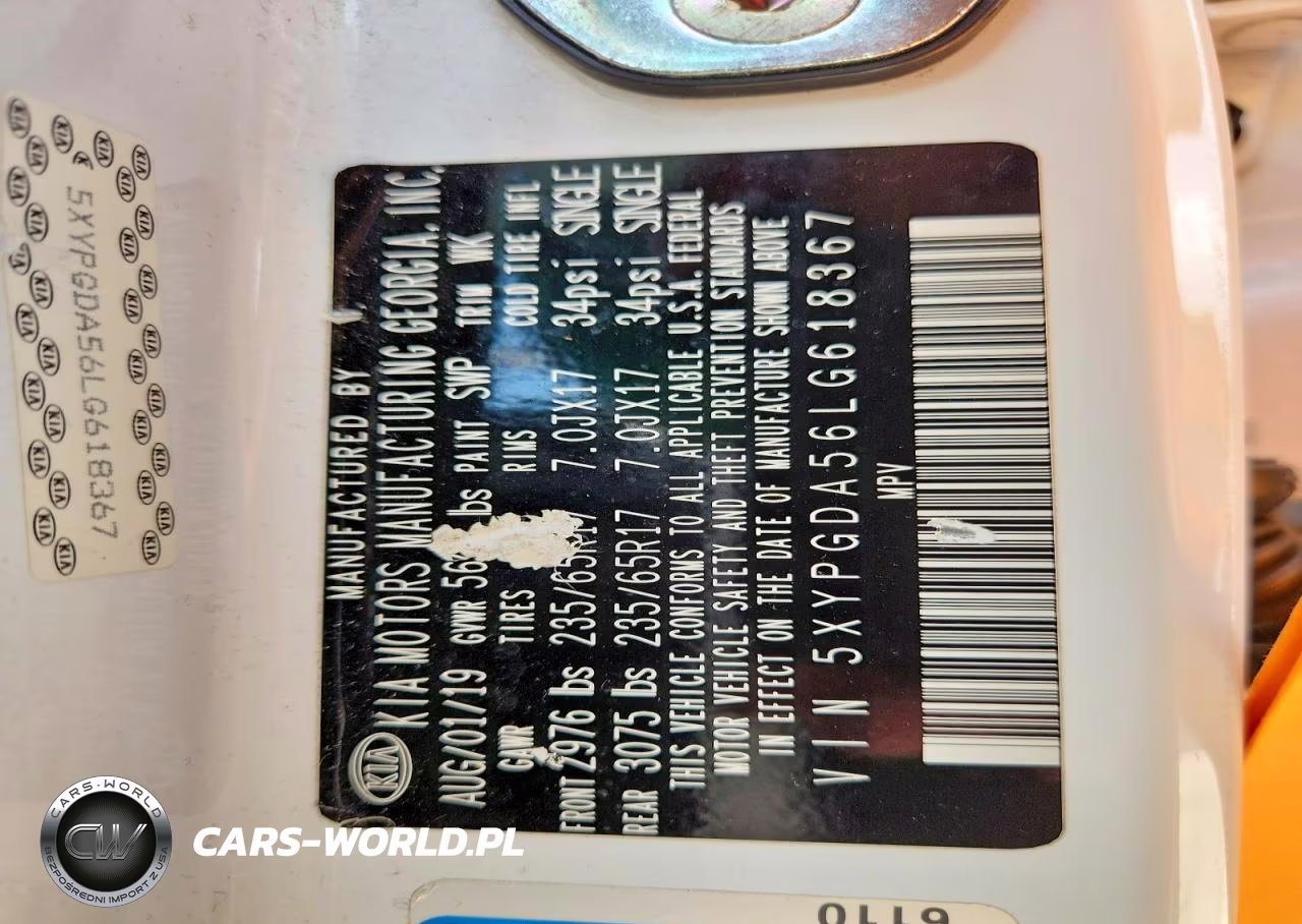 2020 Kia Sorento S VIN:5XYPGDA56LG618367 - 13