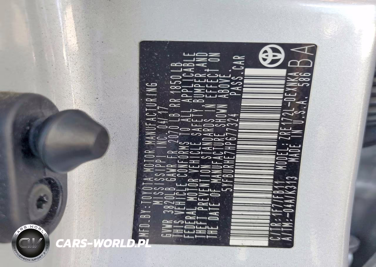 2017 Toyota Corolla Le VIN:5YFBURHE7HP677324 - 12
