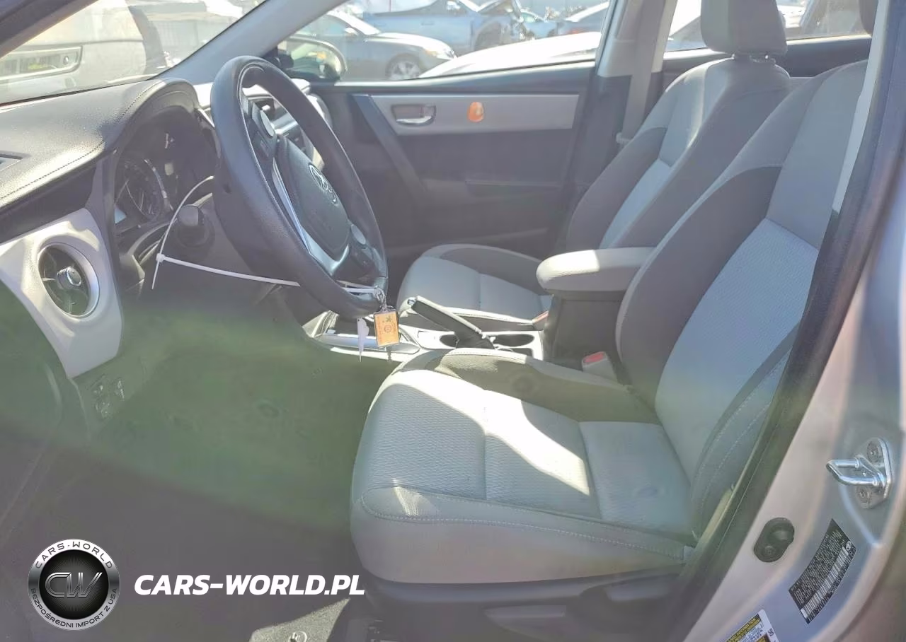2017 Toyota Corolla Le VIN:5YFBURHE7HP677324 - 7