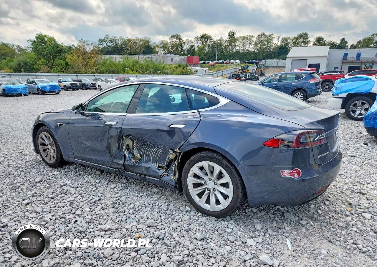 2018 Tesla Model S VIN:5YJSA1E21JF289186 - 2