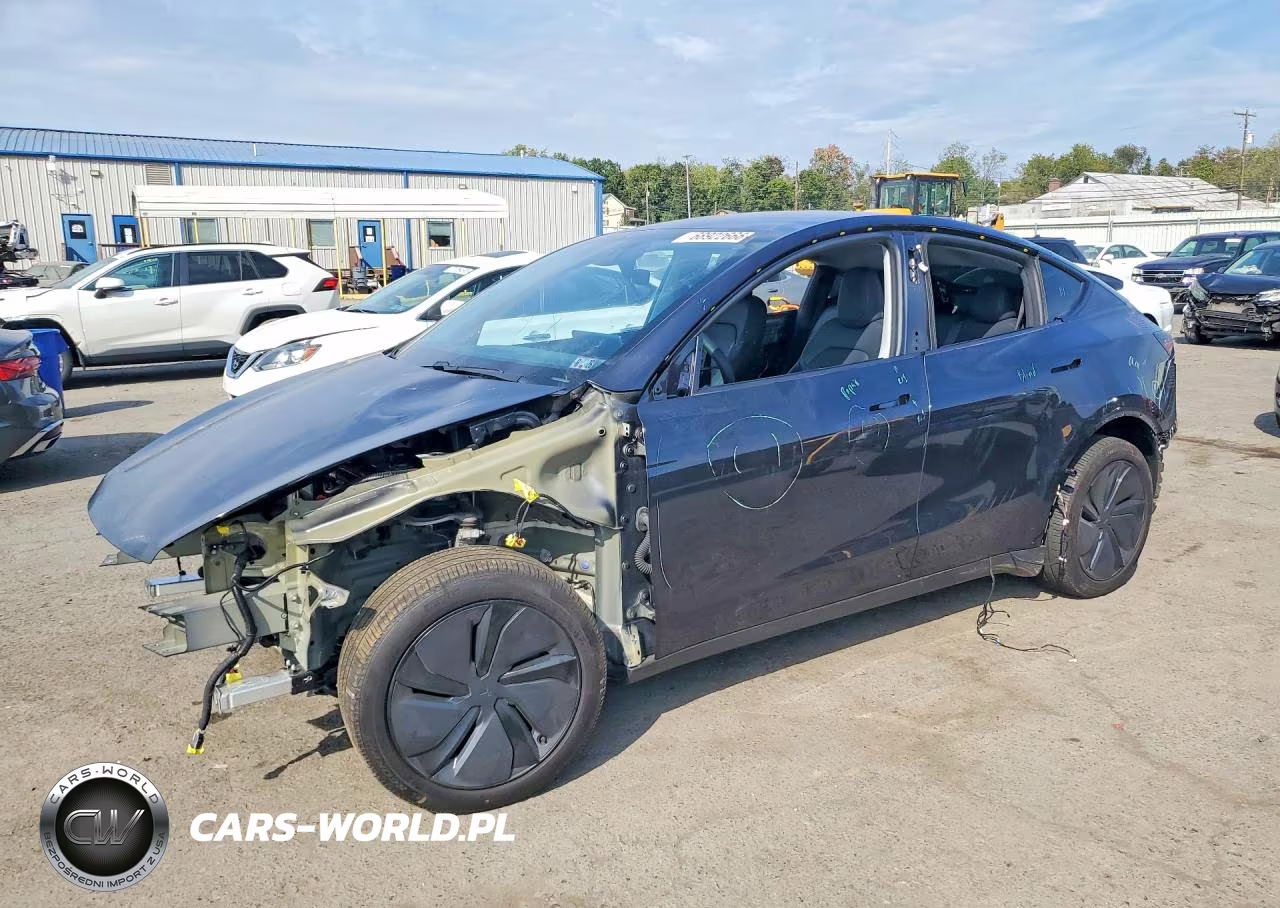 2026 Tesla Model Y VIN:7SAYGDED3TA417667 - 1