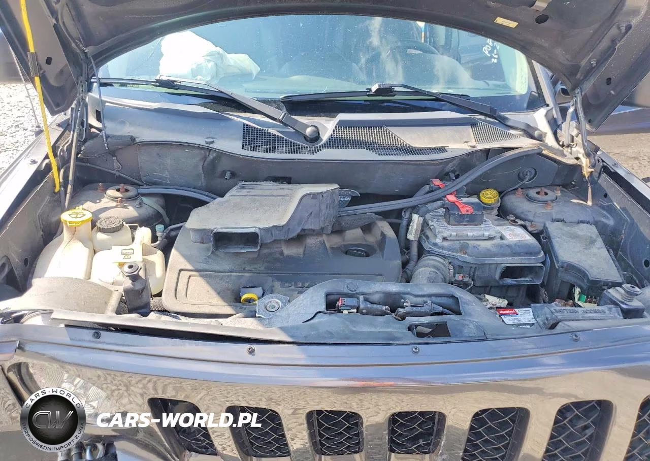 2015 Jeep Patriot Latitude VIN:1C4NJRFB5FD215651 - 12