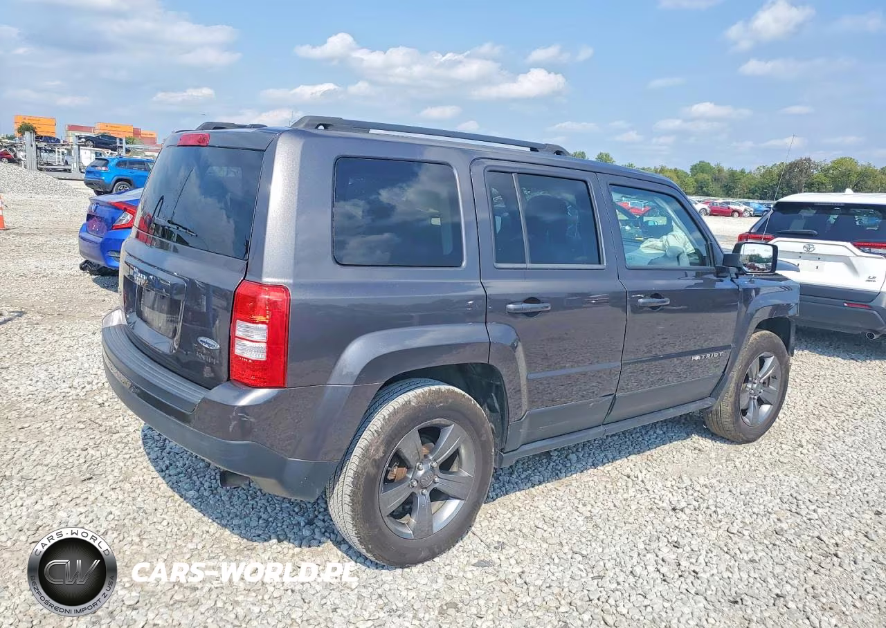 2015 Jeep Patriot Latitude VIN:1C4NJRFB5FD215651 - 3