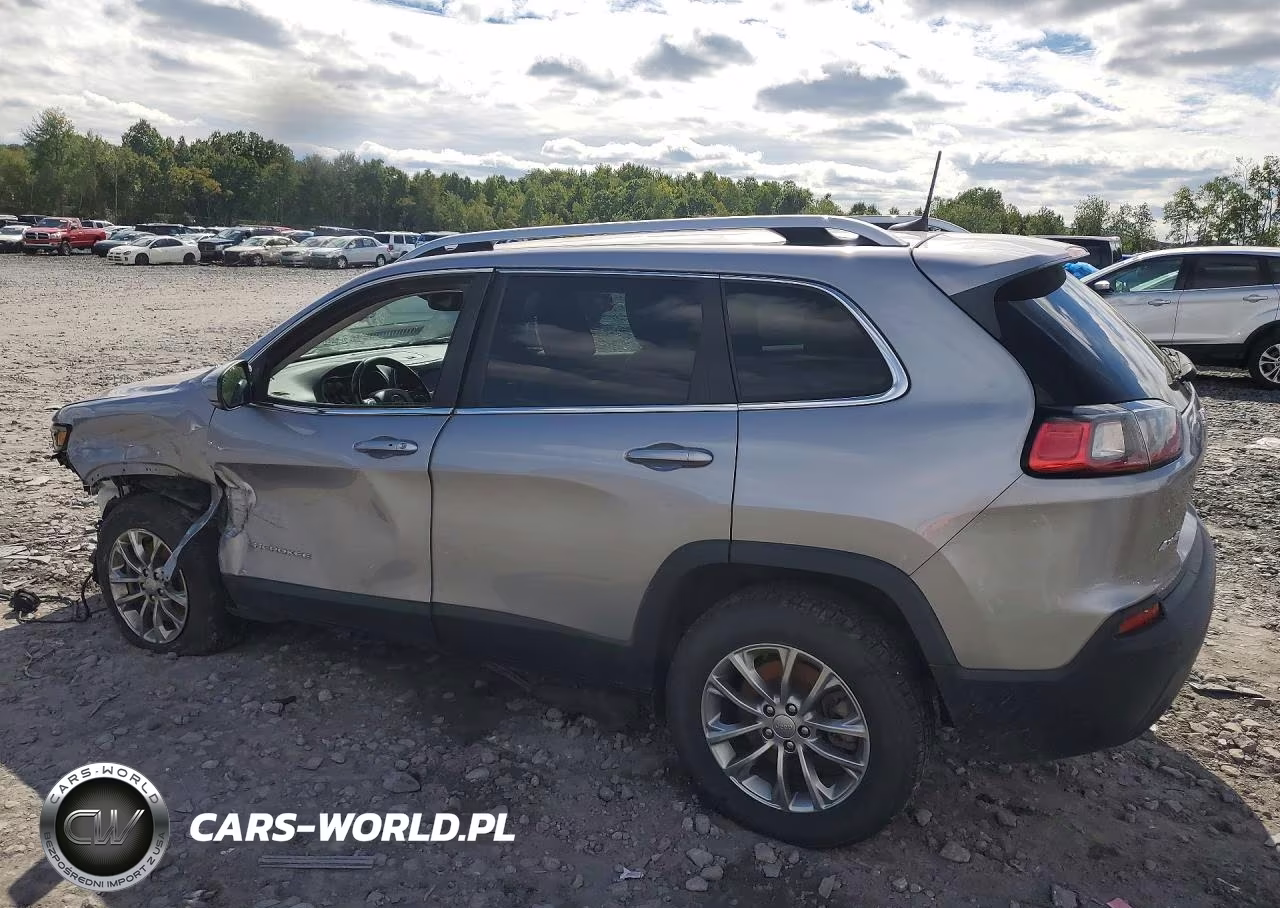 2021 Jeep Cherokee Latitude Plus VIN:1C4PJMLB0MD166405 - 2