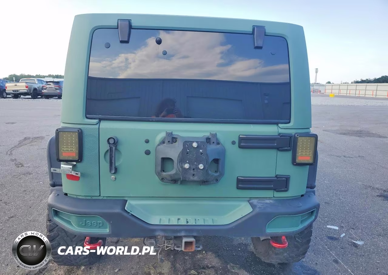 2014 Jeep Wrangler Unlimited Rubicon VIN:1C4BJWFG4EL167383 - 6