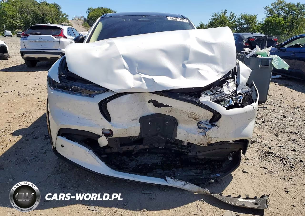 2023 Ford Mustang Mach-E Premium VIN:3FMTK3SU1PMA66827 - 5