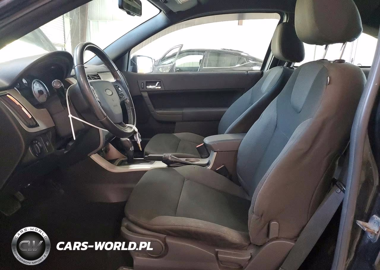 2008 Ford Focus Se VIN:1FAHP33N28W159883 - 7