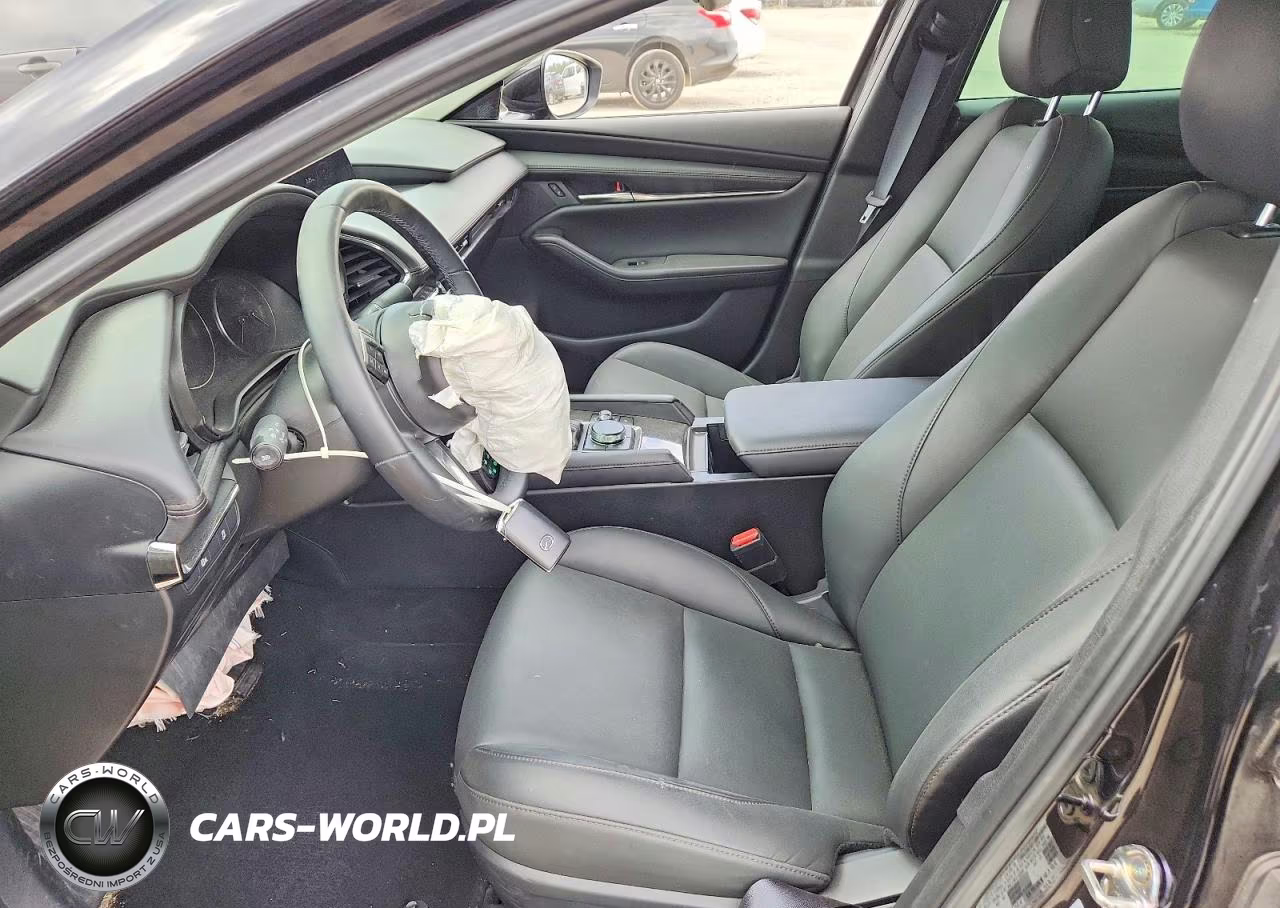 2025 Mazda 3 Preferred VIN:3MZBPACM2SM461416 - 7
