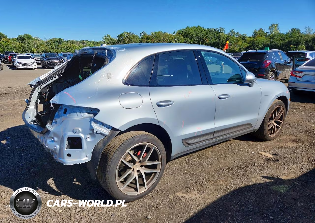 2023 Porsche Macan S VIN:WP1AG2A52PLB37521 - 3