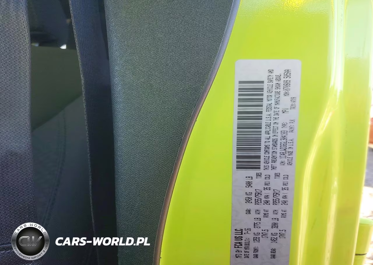 2016 Jeep Wrangler Unlimited Sport VIN:1C4BJWDG6GL304183 - 12