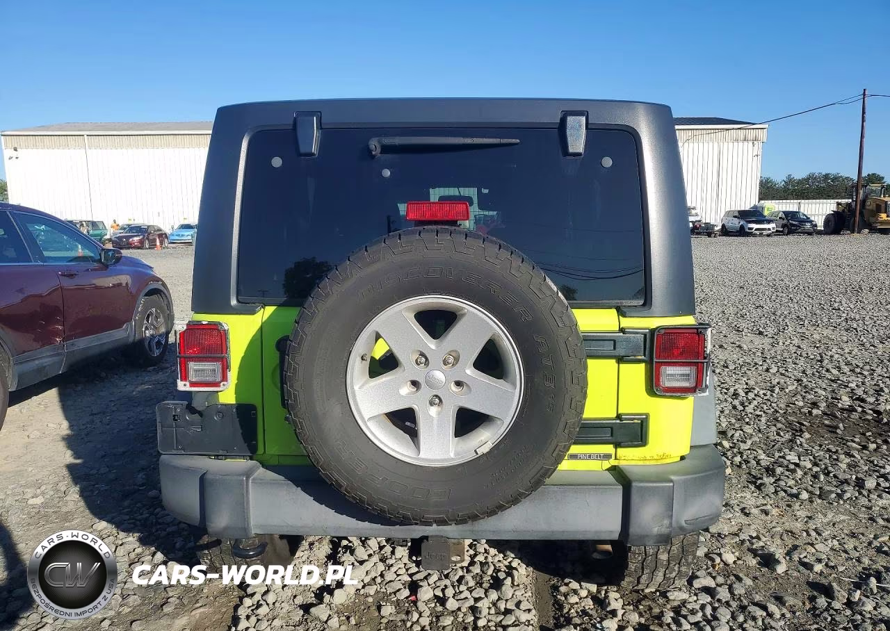 2016 Jeep Wrangler Unlimited Sport VIN:1C4BJWDG6GL304183 - 6