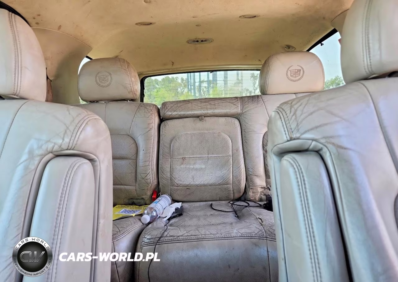 2002 Cadillac Escalade Luxury VIN:1GYEK63NX2R113683 - 10