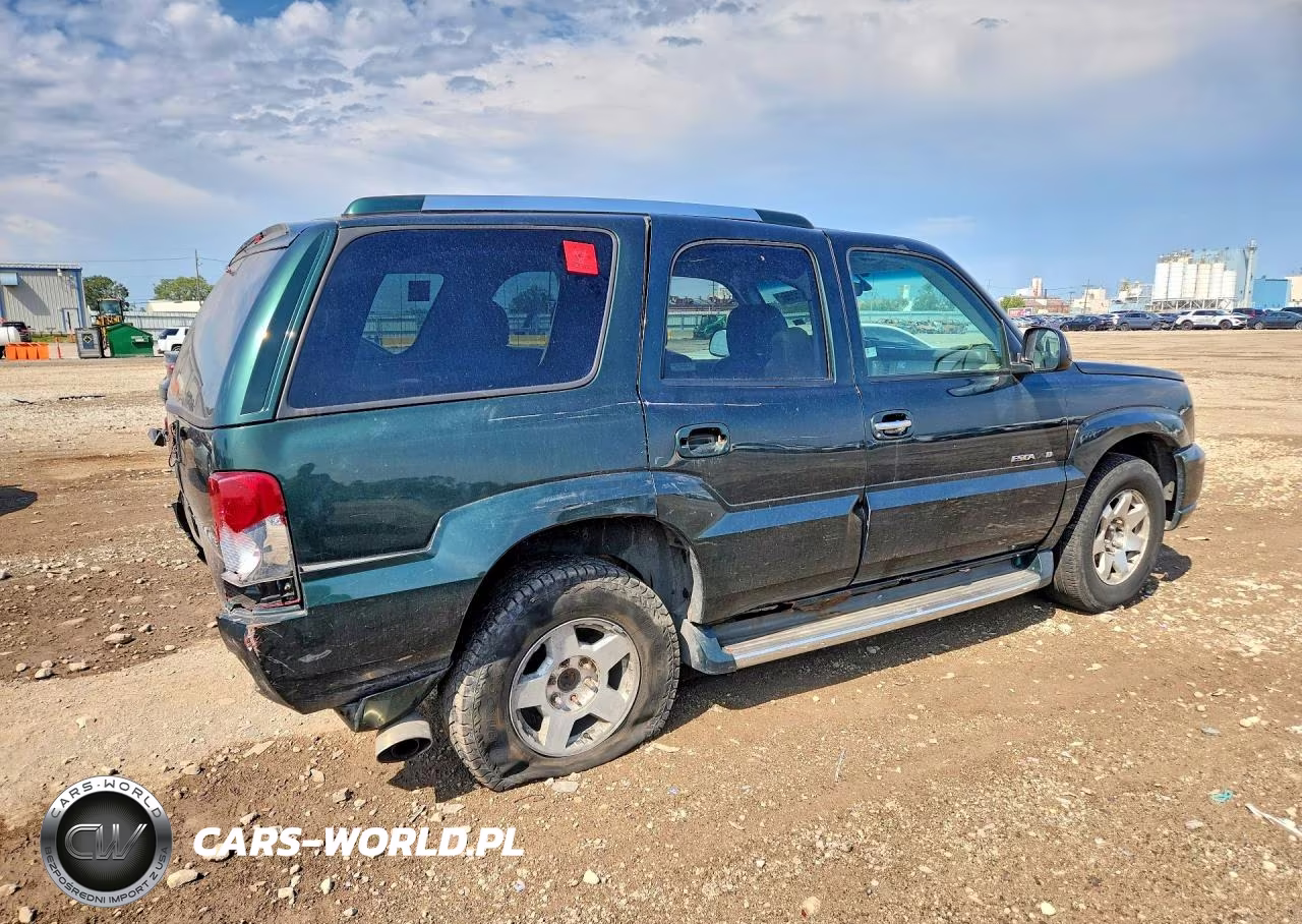 2002 Cadillac Escalade Luxury VIN:1GYEK63NX2R113683 - 3