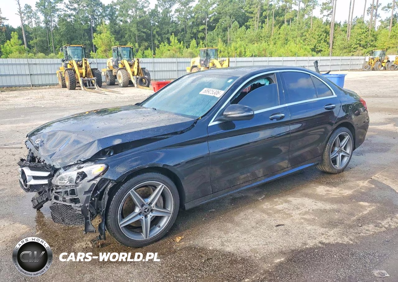 2018 Mercedes-Benz C 300 4Matic – zdjęcie 1 z 12