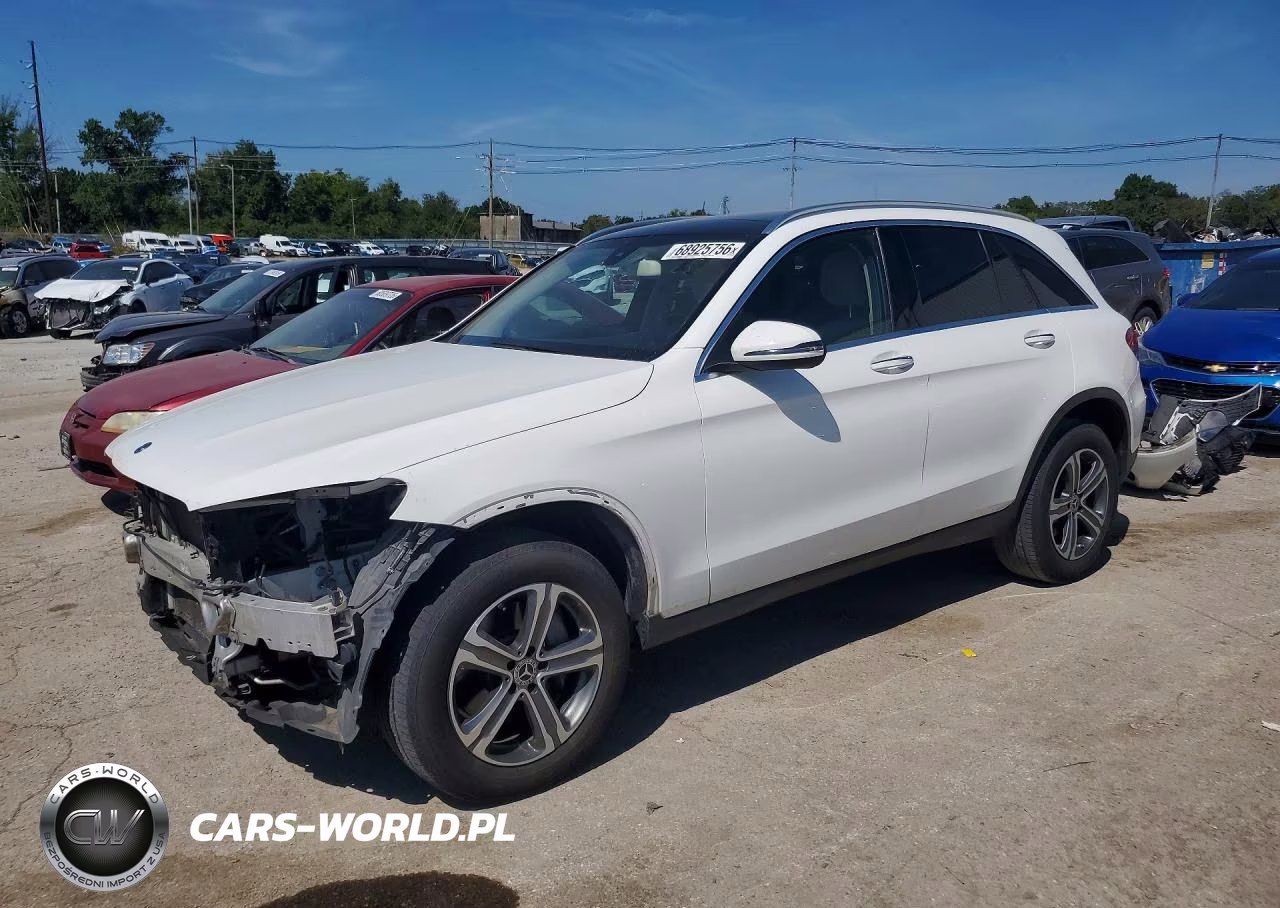2019 Mercedes-Benz Glc 300 4Matic – zdjęcie 1 z 13