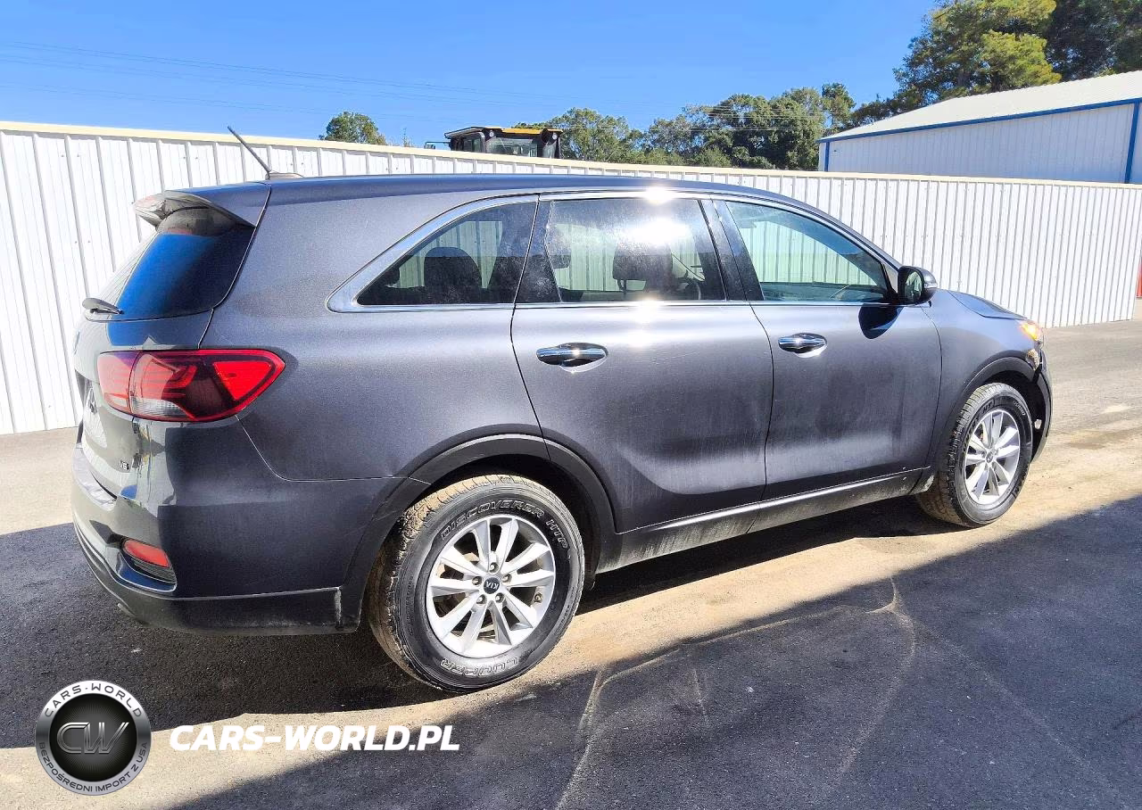 2019 Kia Sorento Lx V6 VIN:5XYPG4A56KG485494 - 3
