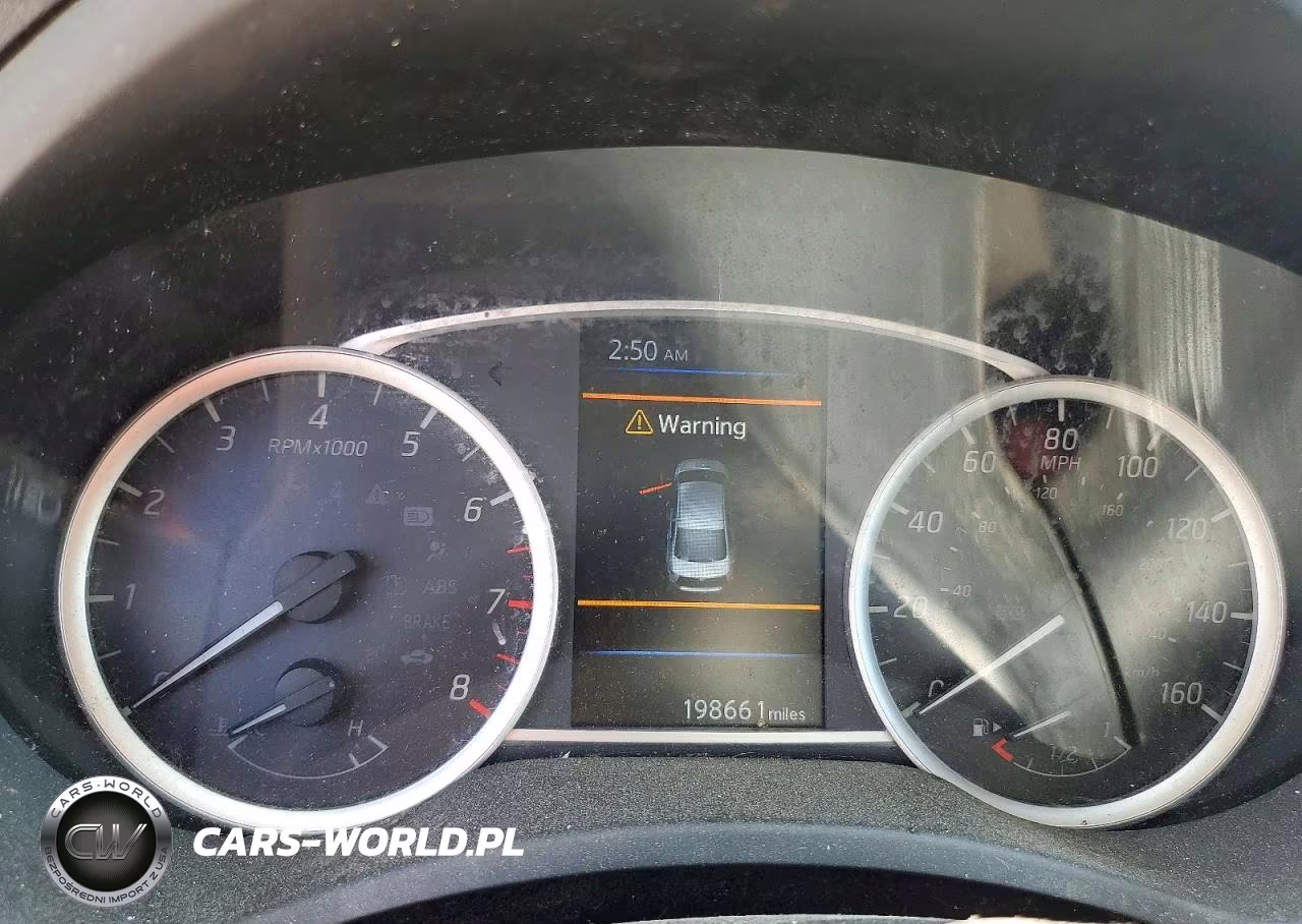 2019 Nissan Sentra Sr VIN:3N1AB7AP6KY382792 - 9