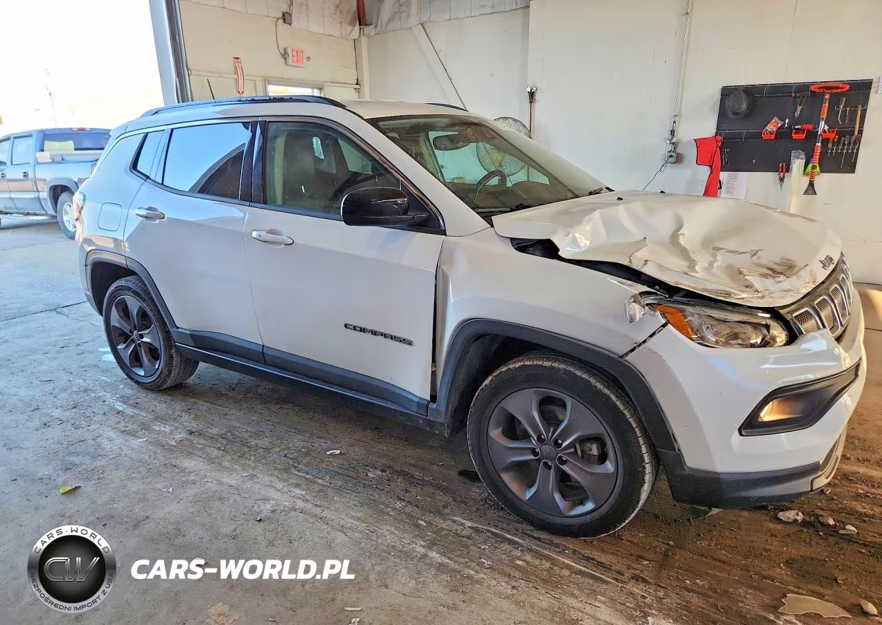 2022 Jeep Compass Latitude Lux VIN:3C4NJDFB6NT129227 - 4