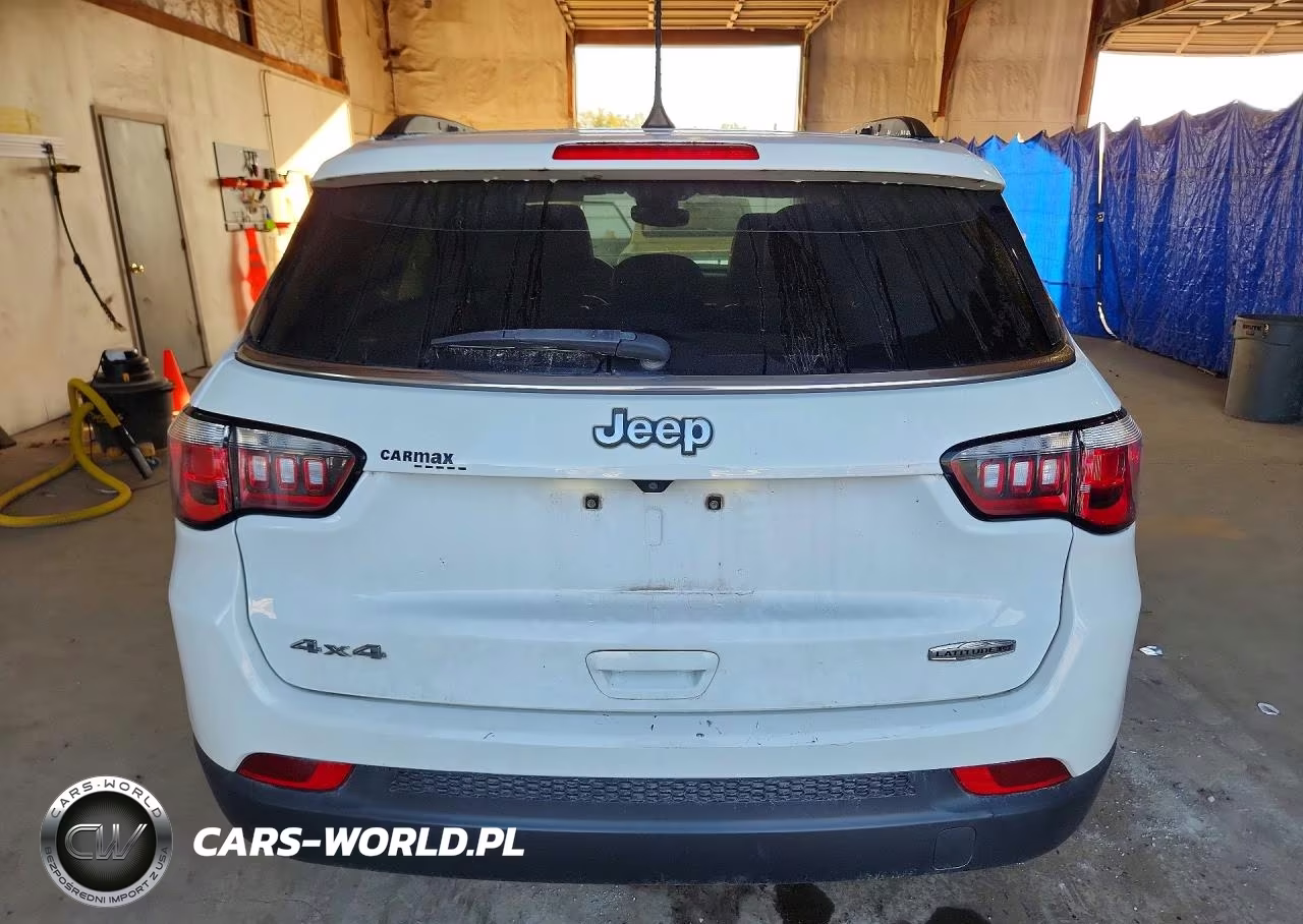 2022 Jeep Compass Latitude Lux VIN:3C4NJDFB6NT129227 - 6
