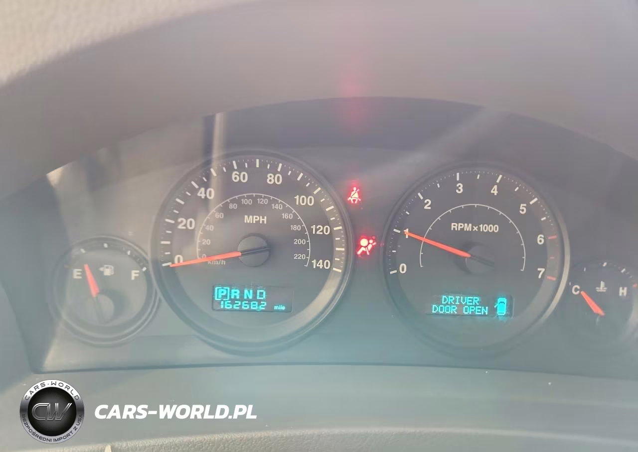 2005 Jeep Grand Cherokee Laredo VIN:1J4GR48K55C512855 - 9
