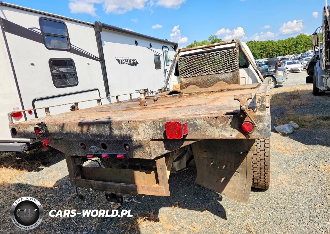 2010 Ford F550 Super Duty VIN:1FDAF5GR1AEB39512 - 6