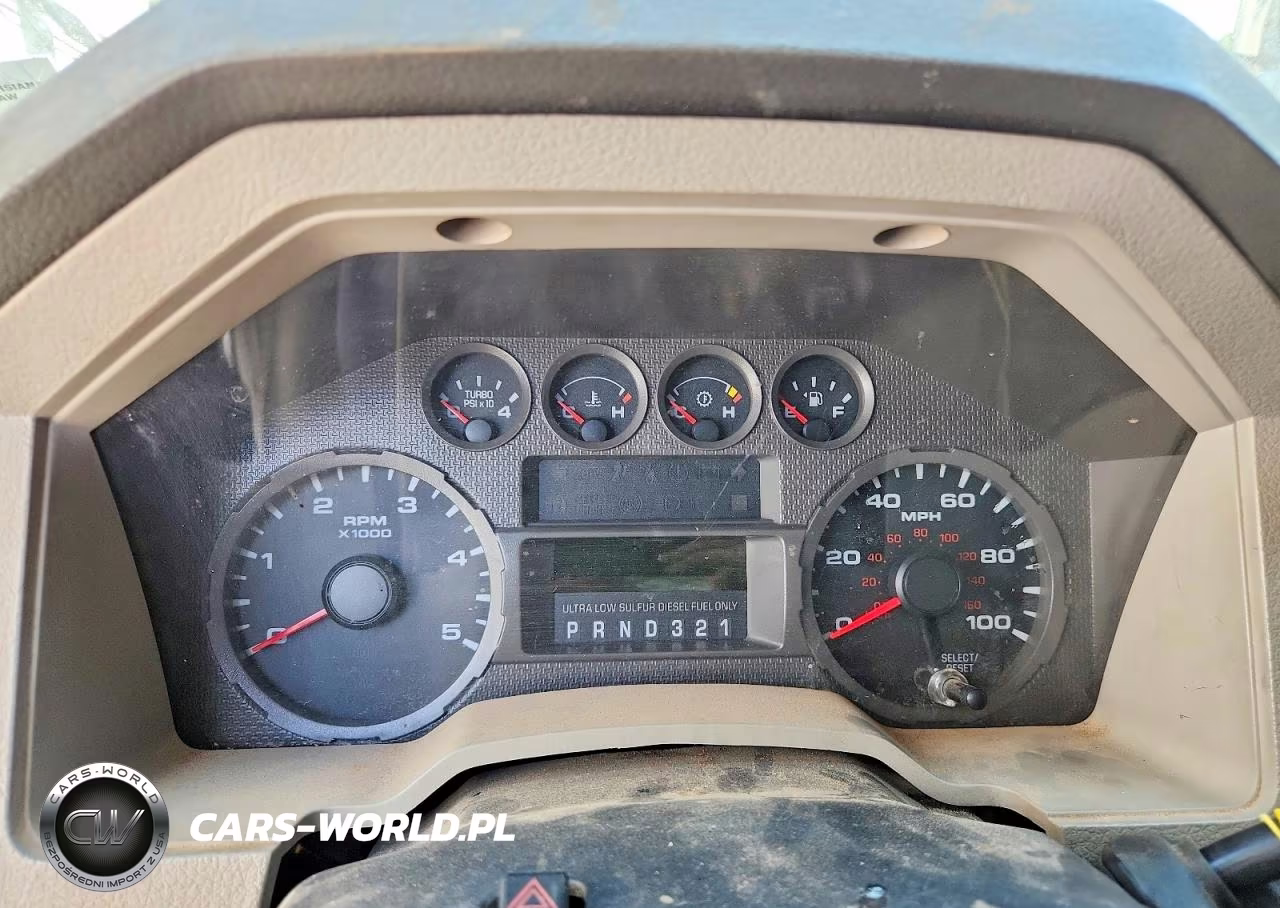 2010 Ford F550 Super Duty VIN:1FDAF5GR1AEB39512 - 9
