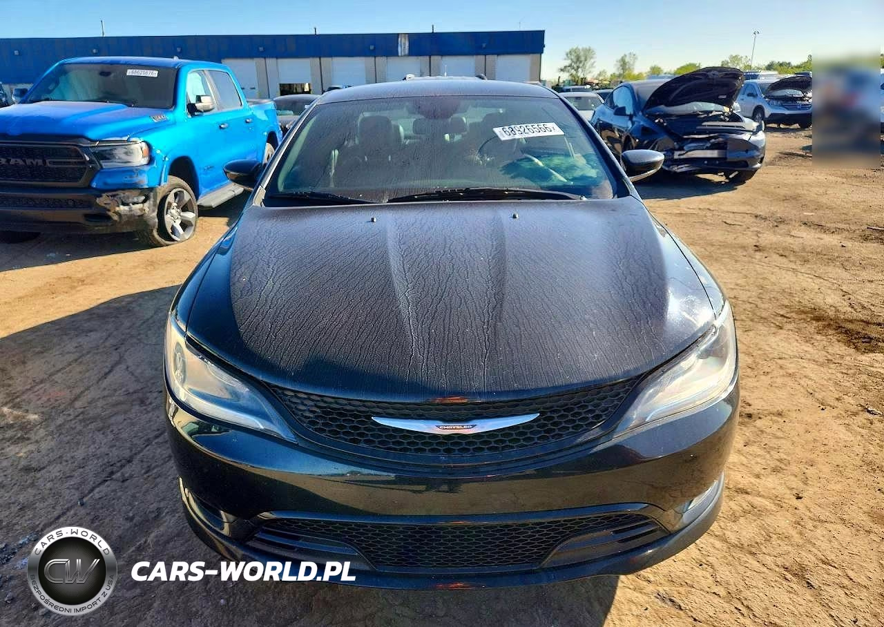 2015 Chrysler 200 S VIN:1C3CCCBB1FN654624 - 5