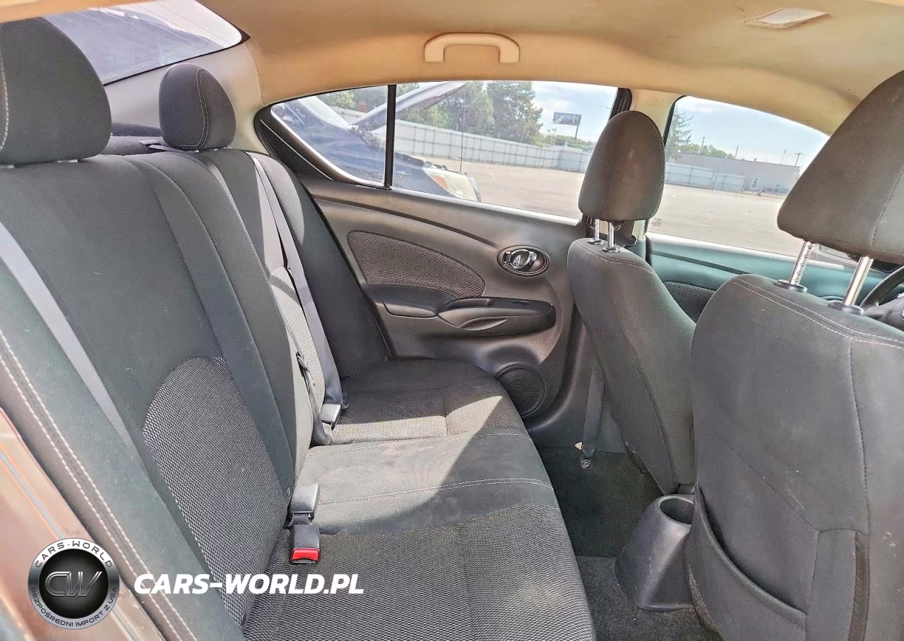 2018 Nissan Versa Sv VIN:3N1CN7AP8JL803729 - 10