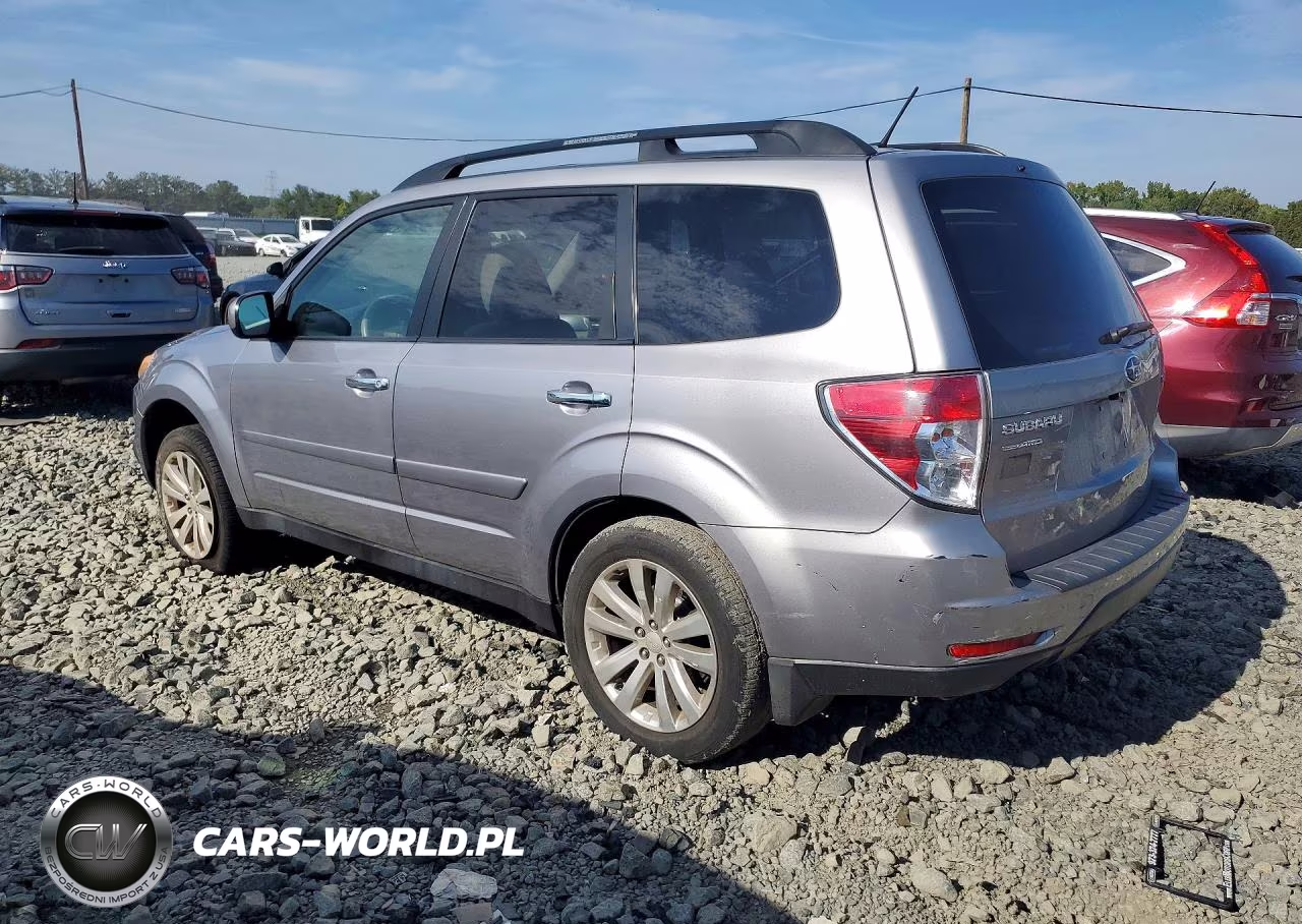 2011 Subaru Forester 2.5X Premium VIN:JF2SHADC9BH738252 - 2