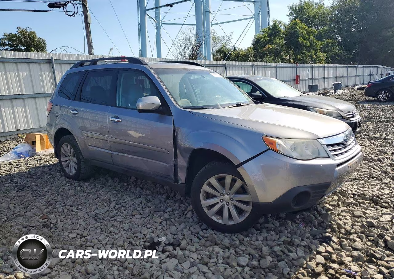2011 Subaru Forester 2.5X Premium VIN:JF2SHADC9BH738252 - 4
