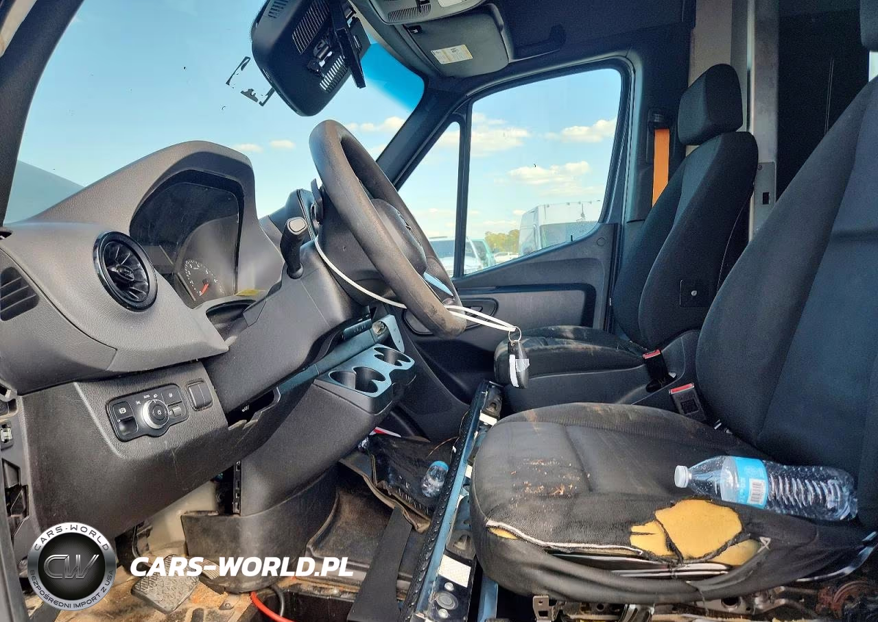 2021 Mercedes-Benz Sprinter 2500 VIN:W1Y40CHY1MT073634 - 7