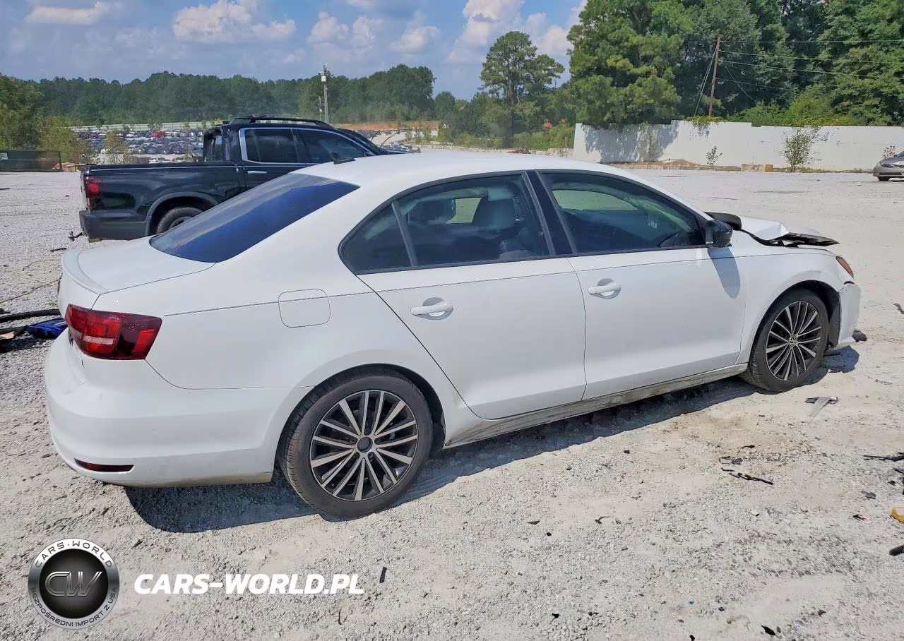 2016 Volkswagen Jetta Sport VIN:3VWD17AJ8GM278373 - 3