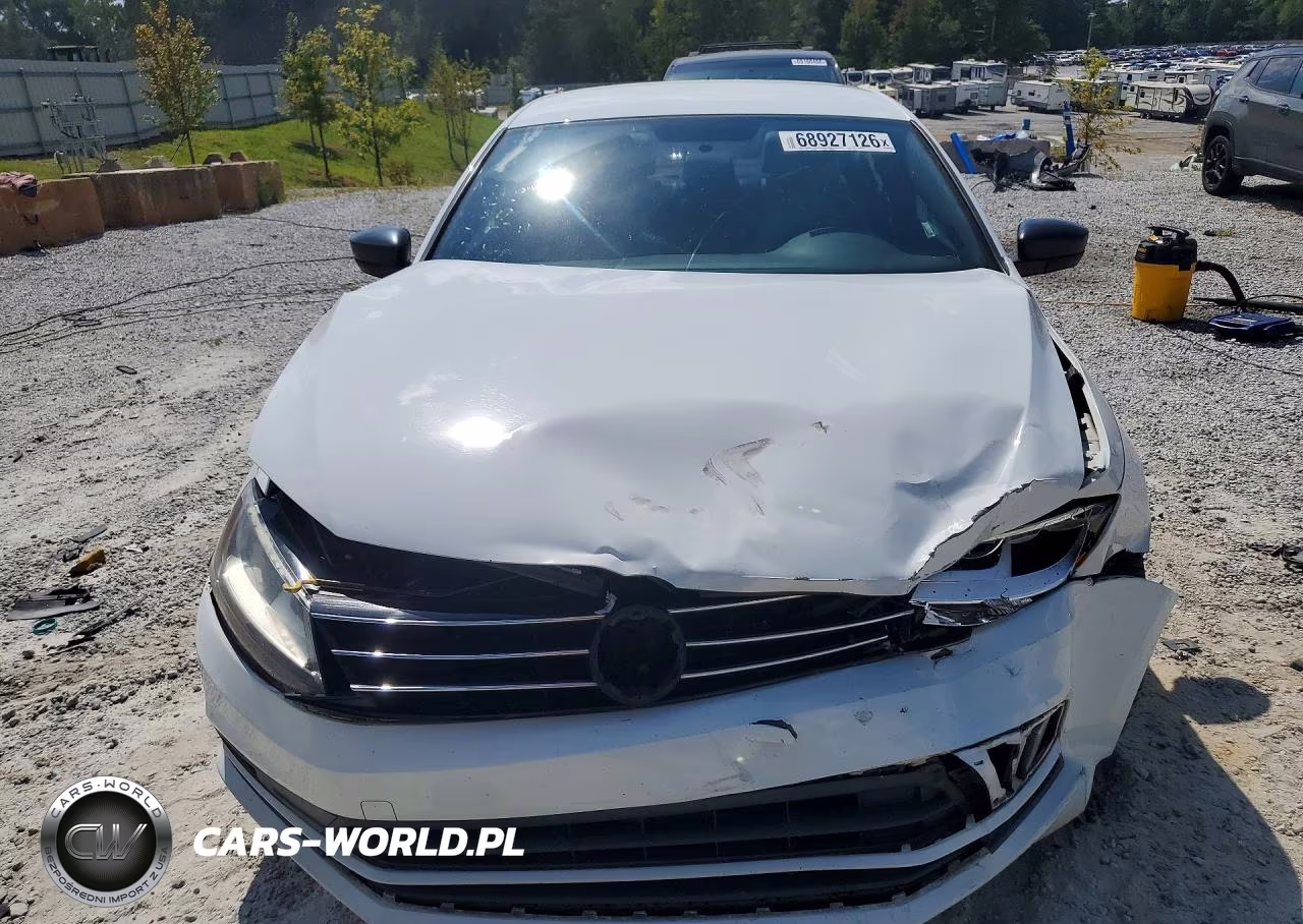 2016 Volkswagen Jetta Sport VIN:3VWD17AJ8GM278373 - 5