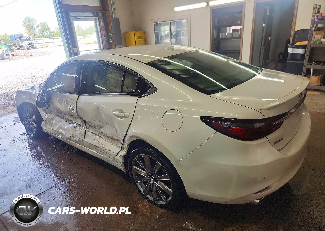 2018 Mazda 6 Signature VIN:JM1GL1XY8J1324817 - 2