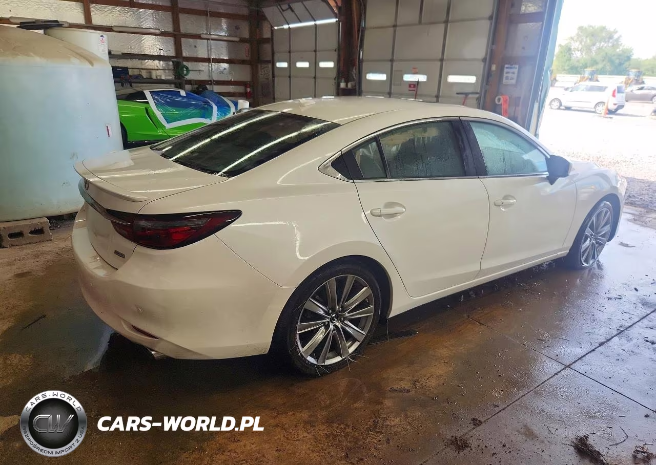 2018 Mazda 6 Signature VIN:JM1GL1XY8J1324817 - 3